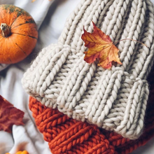 Load image into Gallery viewer, Knitted Beanie Hat
