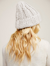 Load image into Gallery viewer, Knitted Beanie Hat