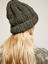 Load image into Gallery viewer, Knitted Beanie Hat