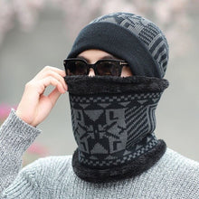 Load image into Gallery viewer, Knitted Winter Hat