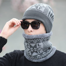 Load image into Gallery viewer, Knitted Winter Hat