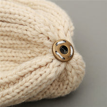 Load image into Gallery viewer, Fox Fur Ball Cap